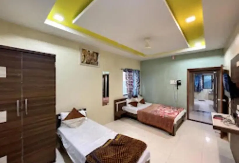 Deluxe-huone, Suruchi Inn Sambhajinagar