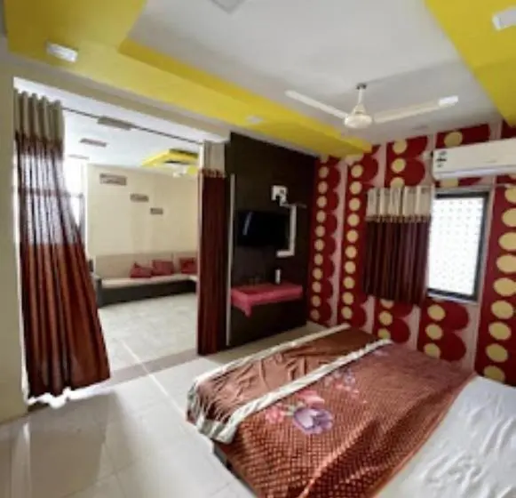 Deluxe-huone, Suruchi Inn Sambhajinagar