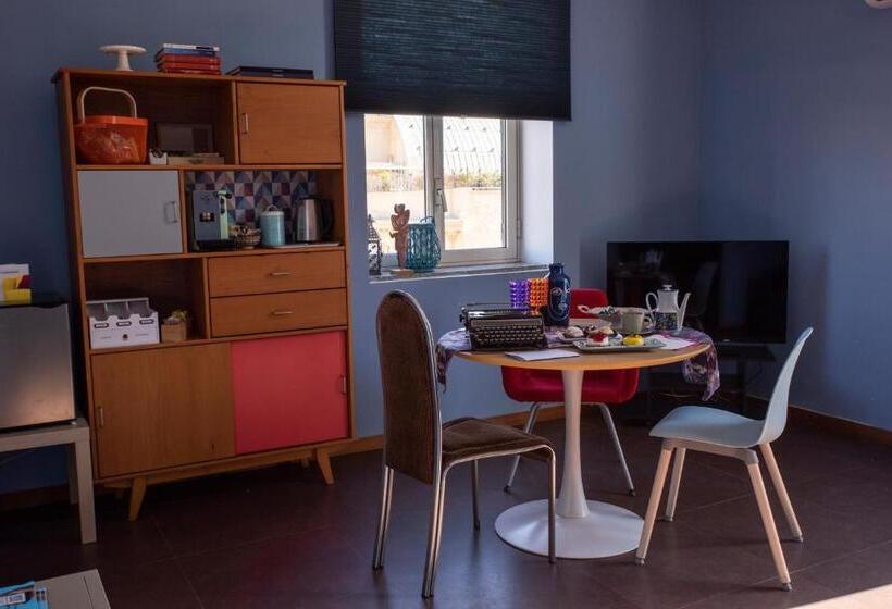 اتاق لوکس سه تخته, Homemore Brigida