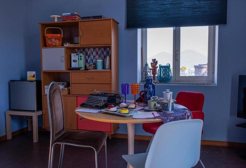 اتاق لوکس سه تخته, Homemore Brigida