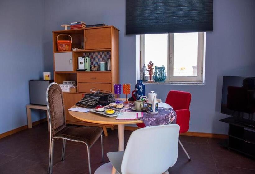 اتاق لوکس سه تخته, Homemore Brigida