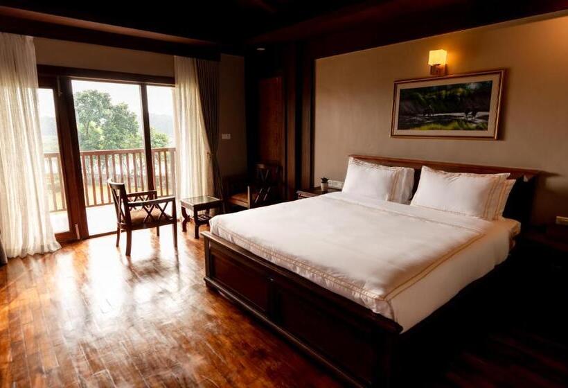 اتاق سوپریور, River Bank Jungle Resort