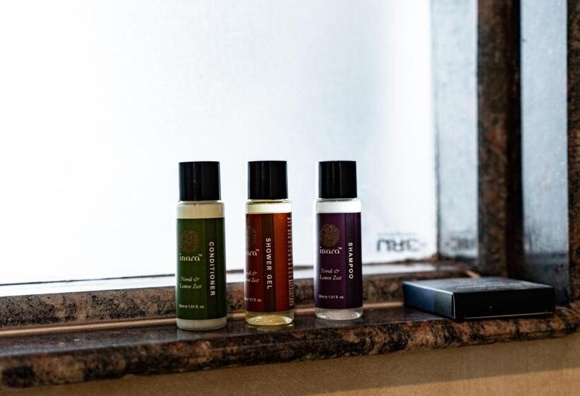 اتاق سوپریور, River Bank Jungle Resort