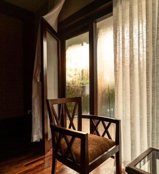 ویلای لوکس 1 خوابه, River Bank Jungle Resort