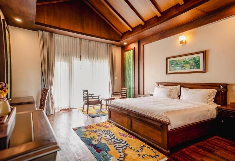 ویلای لوکس 1 خوابه, River Bank Jungle Resort