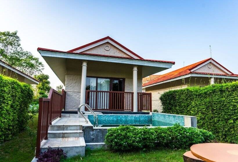 ویلای لوکس 1 خوابه, River Bank Jungle Resort