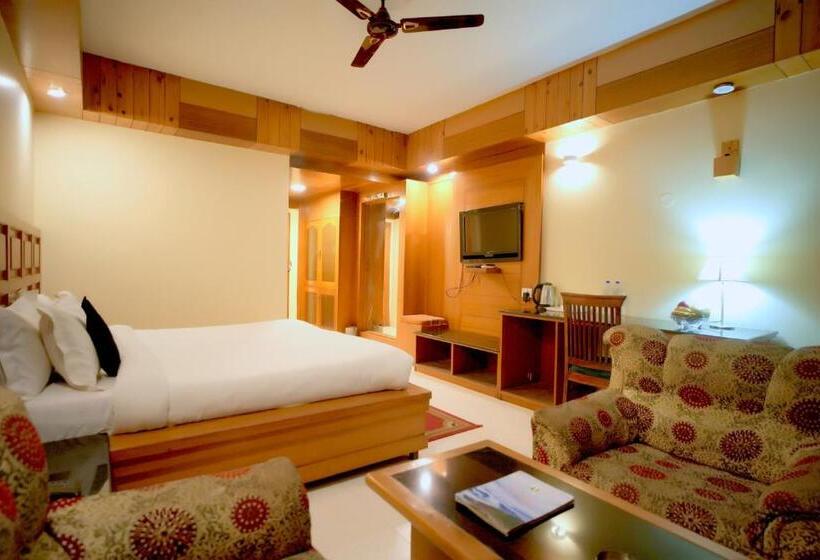 غرفة ديلوكس مزودة بشرفة, Shivalik Hotel And Resorts