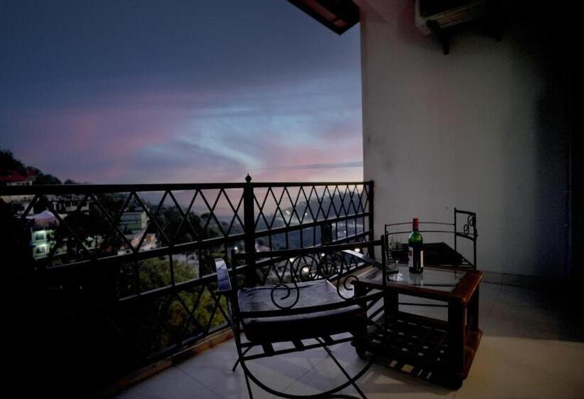 غرفة ديلوكس مزودة بشرفة, Shivalik Hotel And Resorts