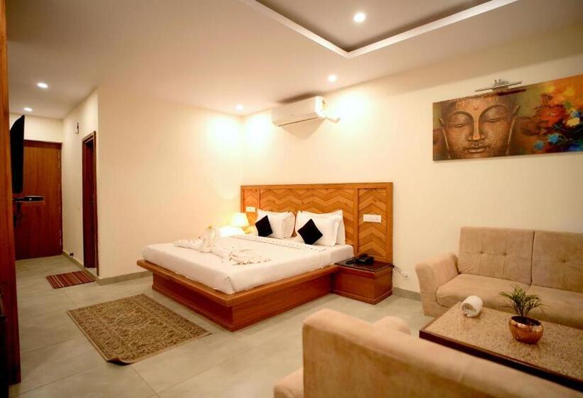 غرفة سوبيريور سرير كينج, Shivalik Hotel And Resorts