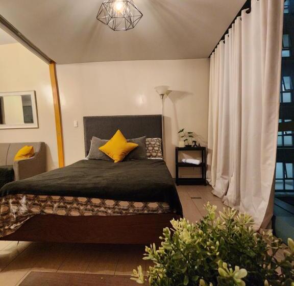 آپارتمان 1 خوابه با چشمانداز استخر, Chic Style Condo Unit In Bgc, One Uptown Residences, In Front Of Grand Hyatt!