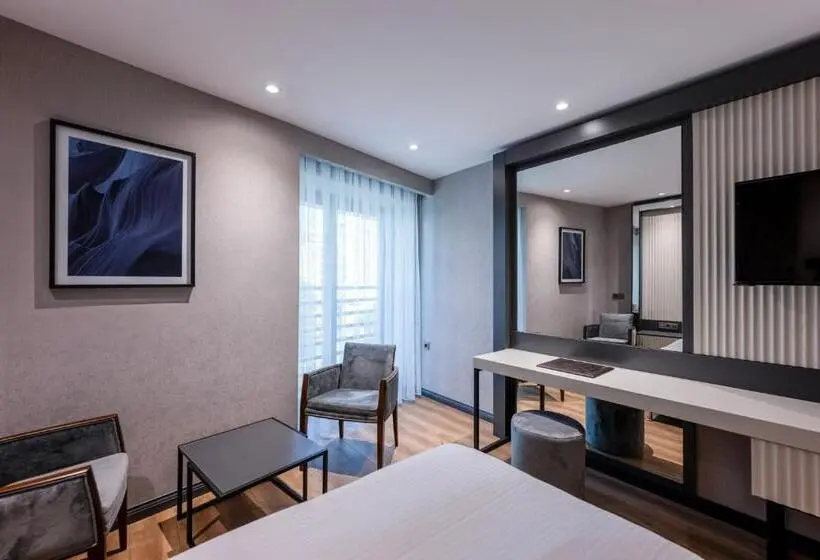 スーペリアトリプルルーム, Four Points Flex By Sheraton Antalya Lara