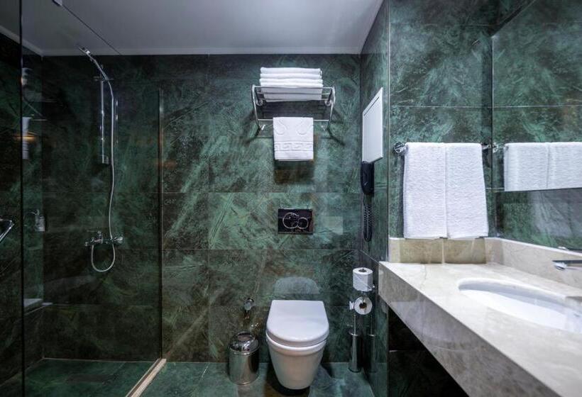 Трехместный Номер Премиум, Four Points Flex By Sheraton Antalya Lara