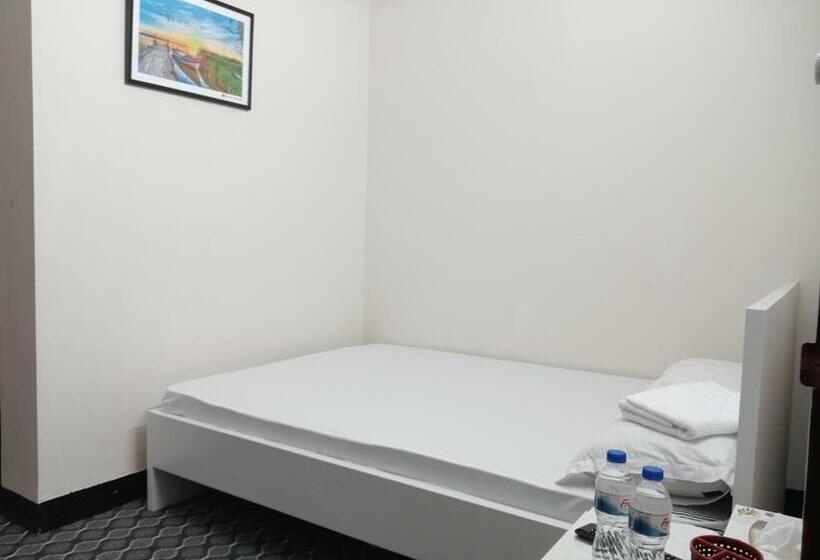 اتاق لوکس, In Need   Near To The Us France Italy Saudi Embassy And Airport