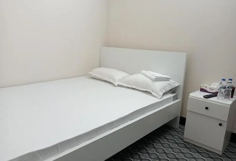 اتاق لوکس, In Need   Near To The Us France Italy Saudi Embassy And Airport
