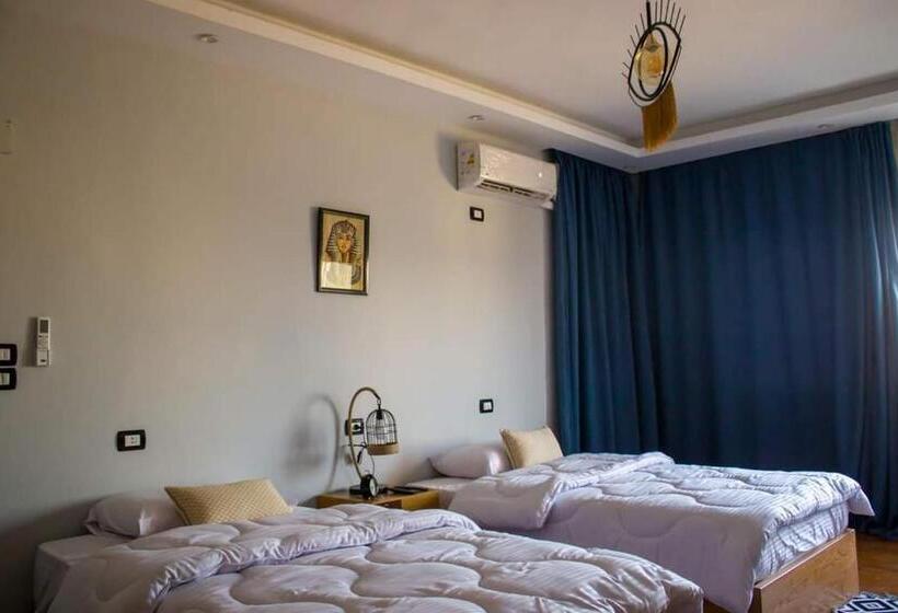 اتاق استاندارد سه نفره, Rbs Organizing Hotels Reservations