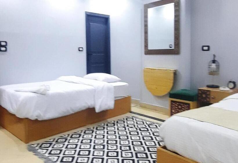 اتاق استاندارد سه نفره, Rbs Organizing Hotels Reservations