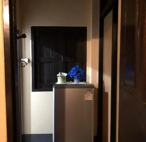キングサイズベッドのデラックスルーム, Lampang Homestay2