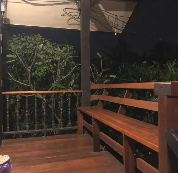 キングサイズベッドのデラックスルーム, Lampang Homestay2
