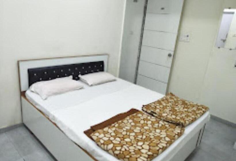 디럭스 룸, Nice Inn Ahmedabad