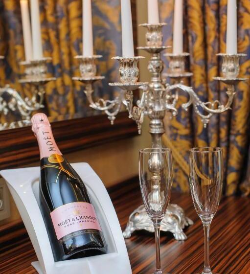 اتاق استاندارد, Royal Florence