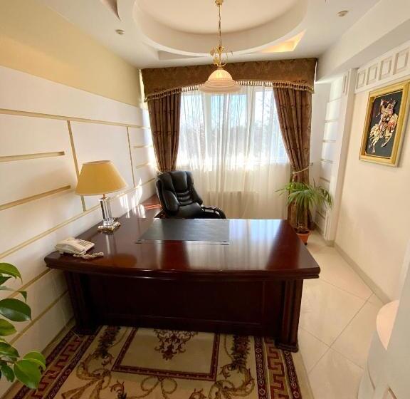 سوئیت پرزیدنت, Royal Florence