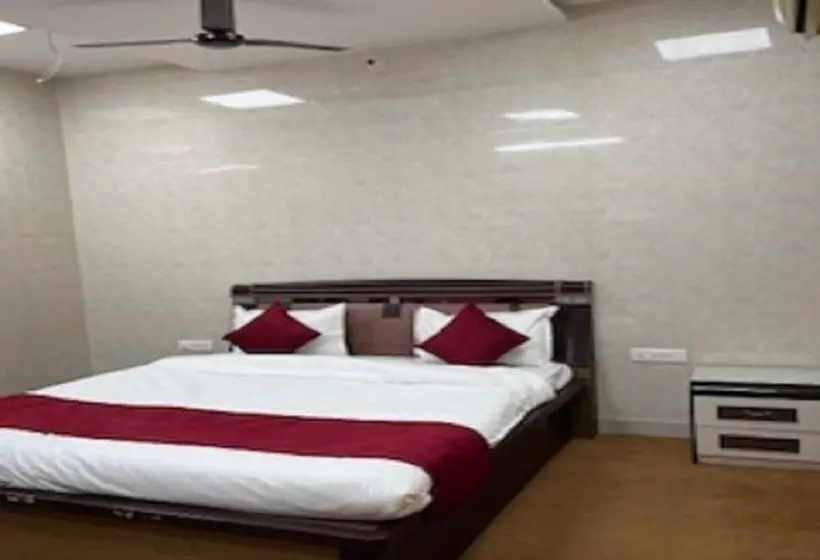 Deluxe-huone, Surya Inn