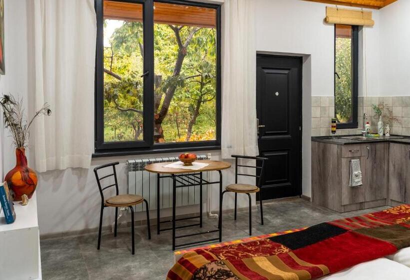 Номер Стандарт, Art Rooms Garni
