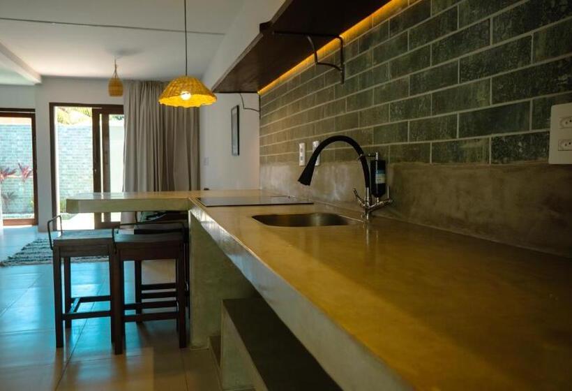 バルコニー付きスタンダードトリプルルーム, Zenhousepipa