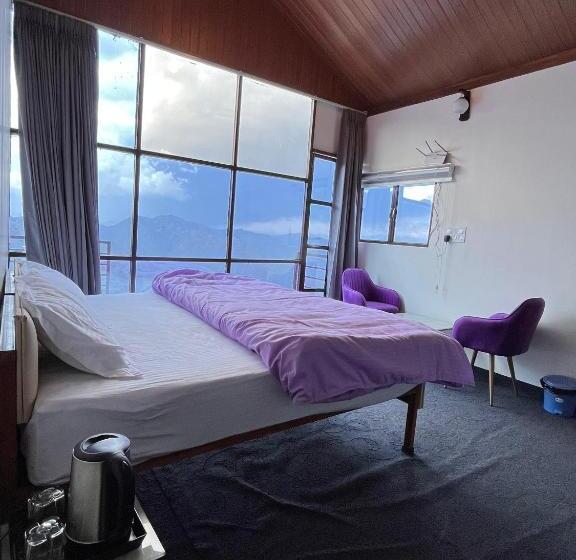 غرفة قياسية مطلة على الجبل, Nivriti Stays