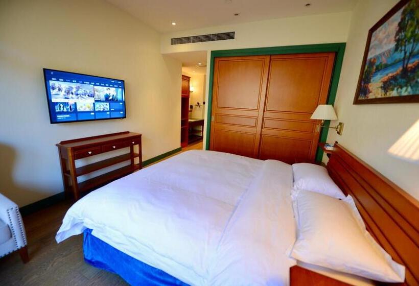 Suite 2 Camere da Letto, Ski And Suites At Thaiwoo Resort 逅雪套房民宿