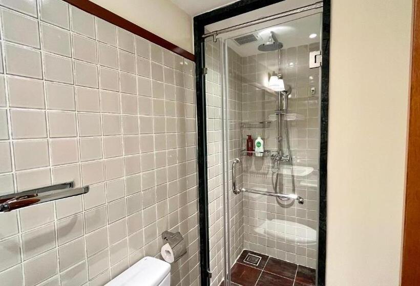 סוויטת 3 חדרי שינה, Ski And Suites At Thaiwoo Resort 逅雪套房民宿