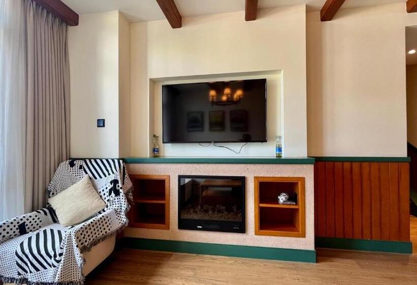 Suite met 3 Slaapkamers, Ski And Suites At Thaiwoo Resort 逅雪套房民宿