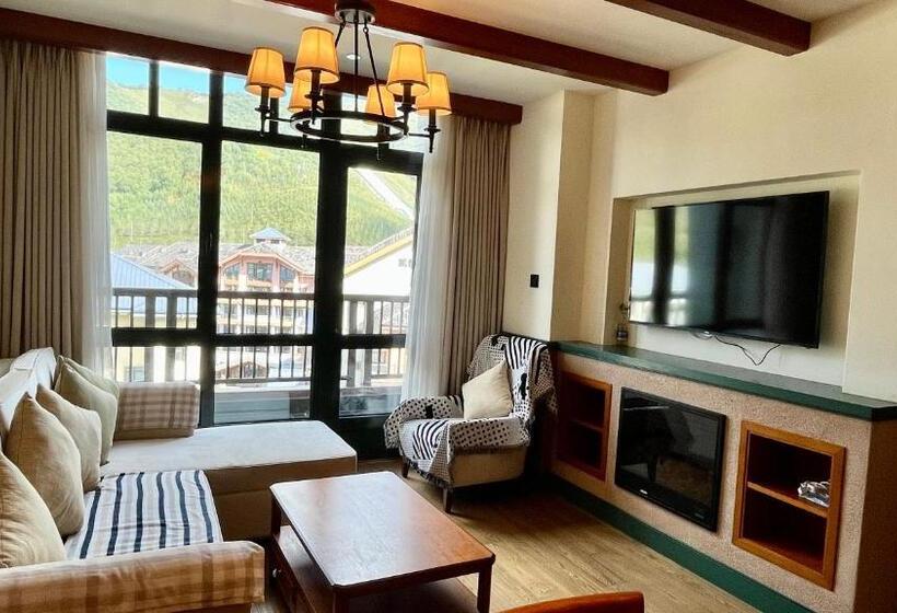 3침실 스위트, Ski And Suites At Thaiwoo Resort 逅雪套房民宿