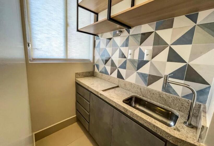 Апартаменты 2 Спальни, Toulon