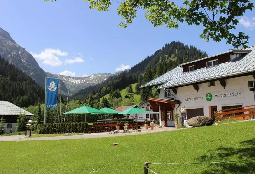 バルコニー付きスタンダードトリプルルーム, Alpenhotel Widderstein