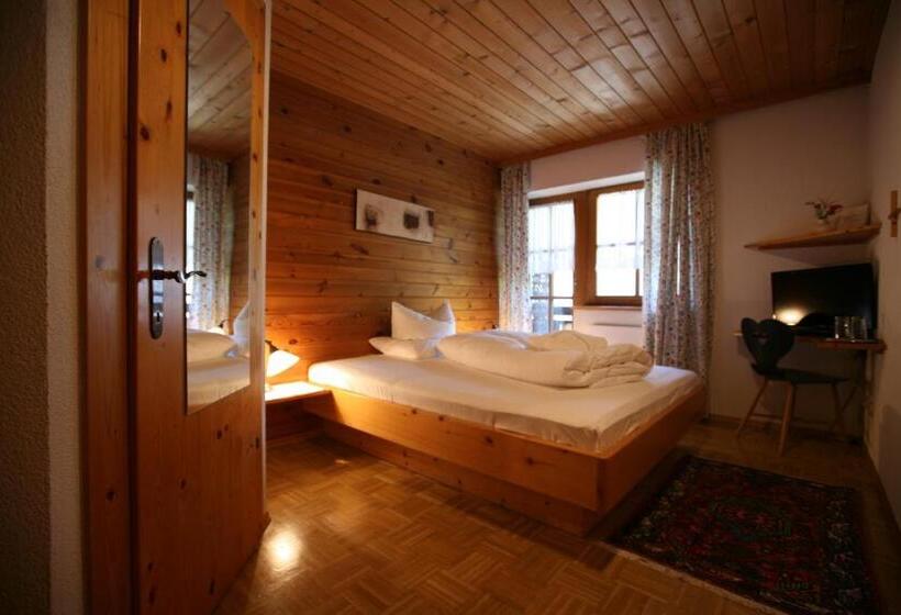 标准单人间, Bio Hotel Saladina