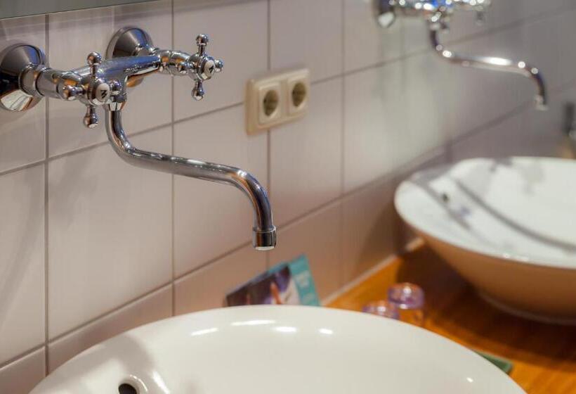 豪华套房, Bio Hotel Saladina