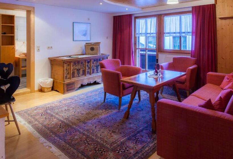 豪华套房, Bio Hotel Saladina