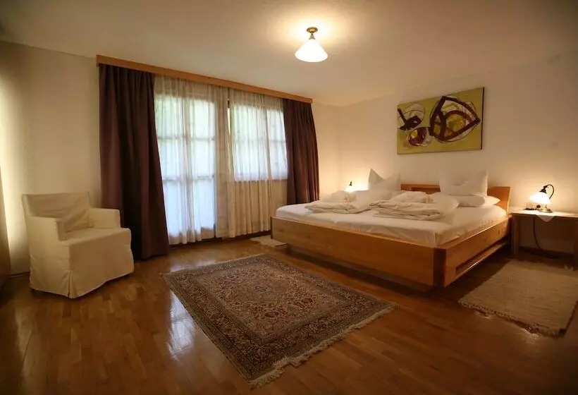 デラックススイート, Bio Hotel Saladina