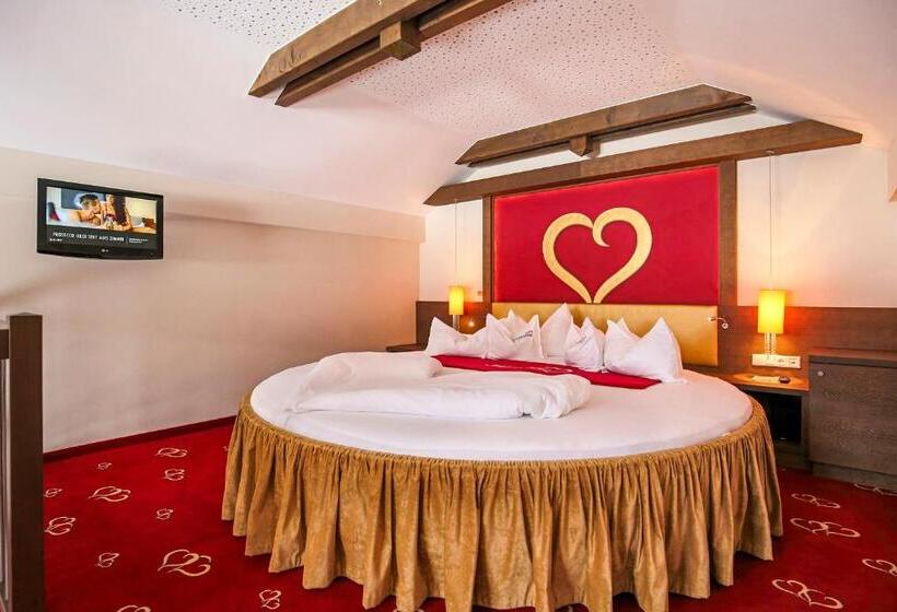 جناح جونيور مزوَّد بشرفة, Alpen Herz Romantik & Spa   Adults Only