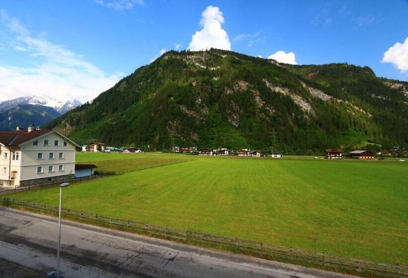 آپارتمان 1 خوابه, Apart Garni Alpevita