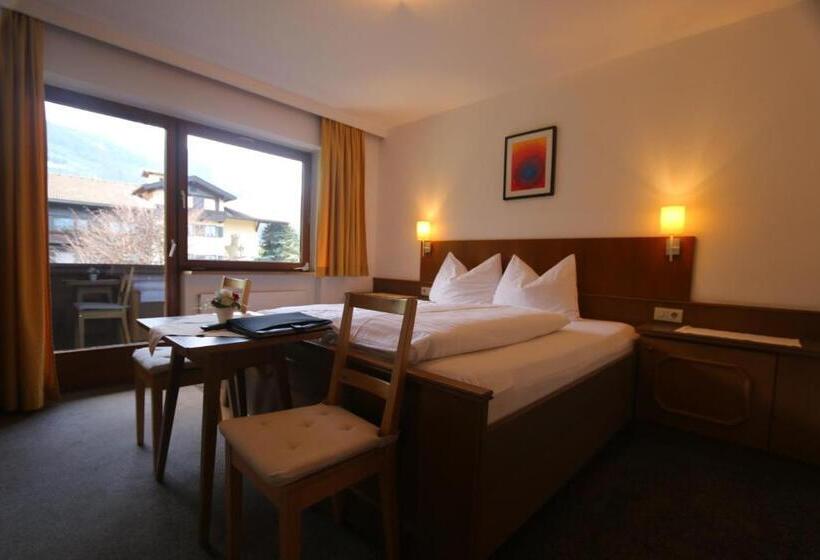 اتاق استاندارد با چشم‌انداز کوهستان, Apart Garni Alpevita