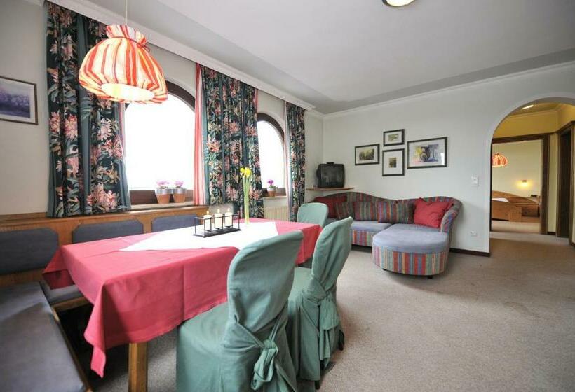 جناح عائلي, Apparthotel Restaurant Steiners