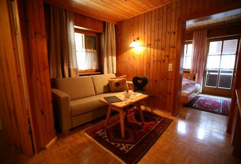 سوییت, Bio Hotel Saladina