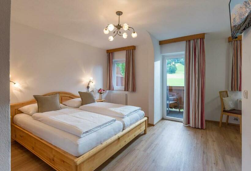 Студия Стандарт, Gãƒæ’ã‚â¤stehaus Fuchs