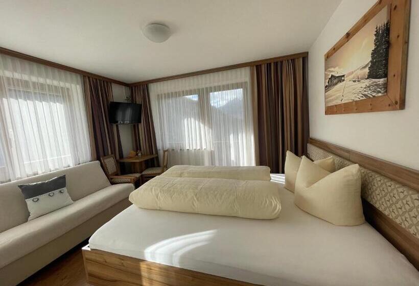 غرفة قياسية ثلاثية, Gästeheim Lederle