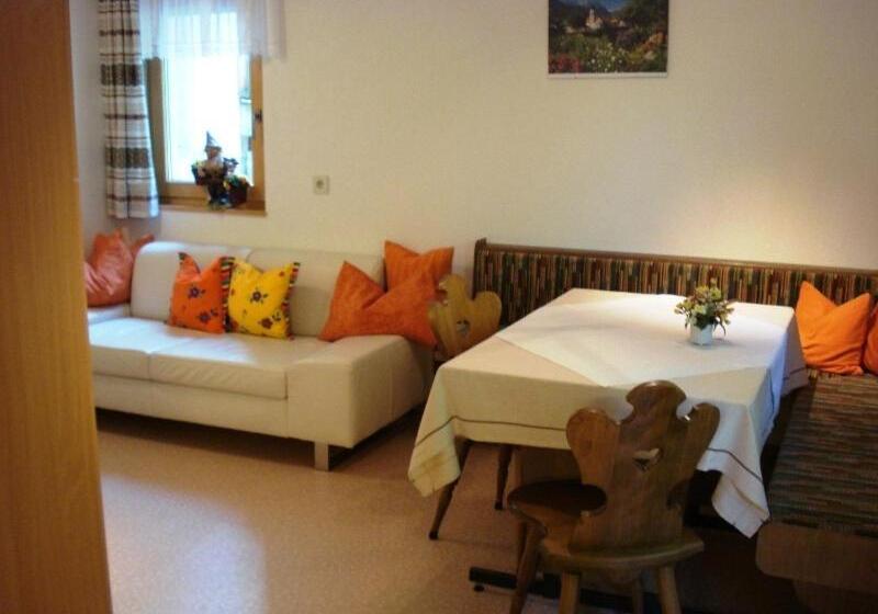 Apartamento 2 Dormitórios, Haus Sonnberg