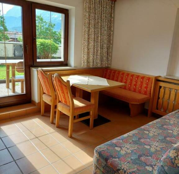 شقة غرفتين, Landhaus Gerber