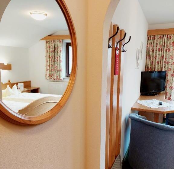 غرفة قياسية مزوَّدة بشُرفة, Landhaus Gerber