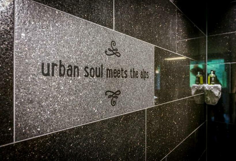 マウンテンビュースタンダードルーム, Mama Thresl